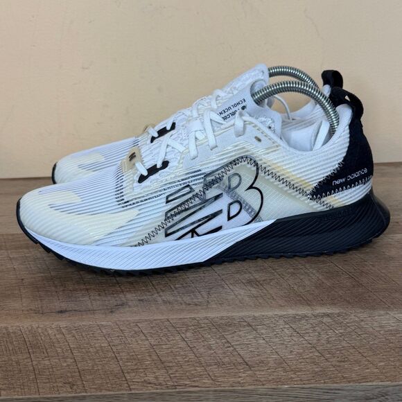 New Balance-Women's White/black Fuelcell Echolucent running shoes size 10 - Picture 1 of 8